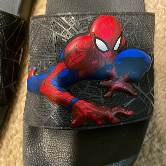 Spider-Man Sandles - Picture 2 of 6